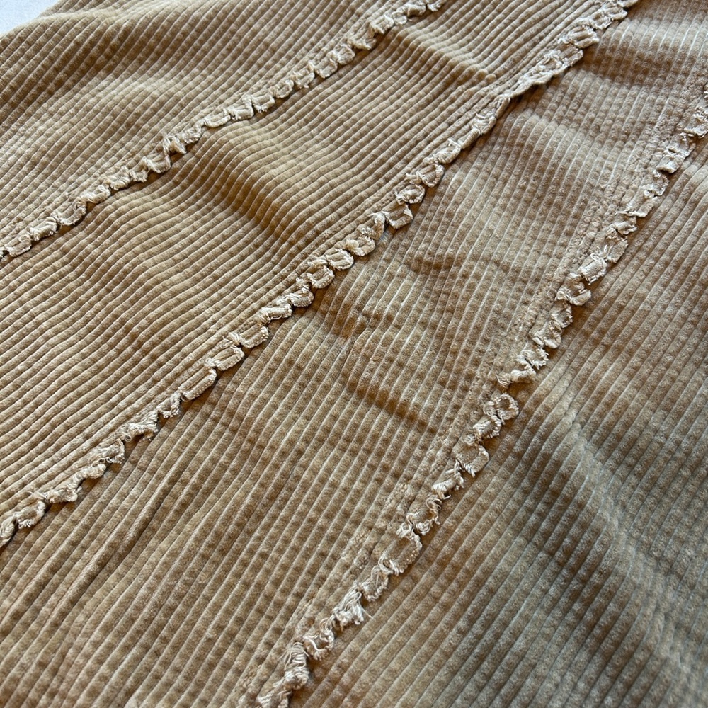 Frayed Hem Tan Skirt - Picture 3 of 3